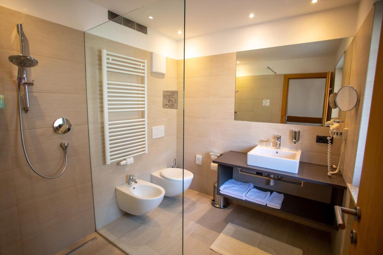 Hotel Lamm Naturns Ngoại thất bức ảnh