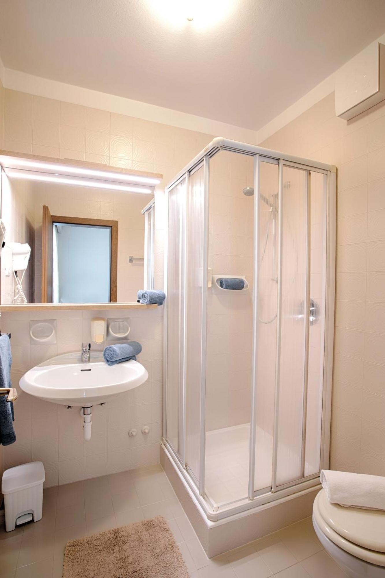 Hotel Lamm Naturns Ngoại thất bức ảnh
