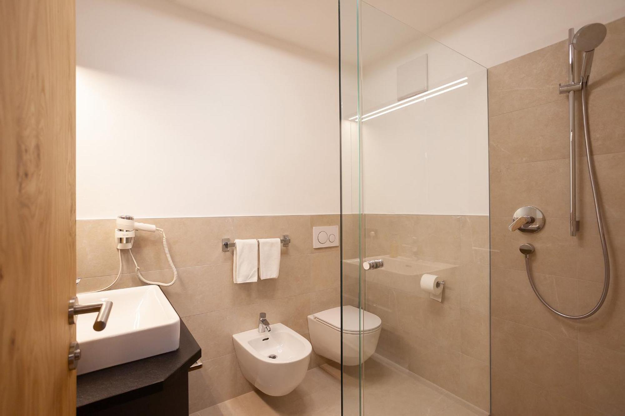 Hotel Lamm Naturns Ngoại thất bức ảnh