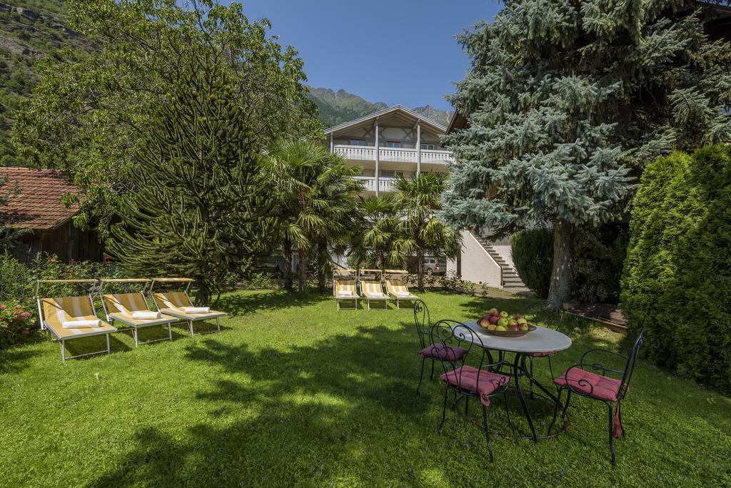 Hotel Lamm Naturns Ngoại thất bức ảnh