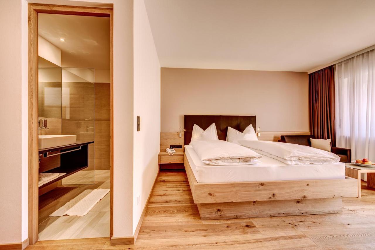 Hotel Lamm Naturns Ngoại thất bức ảnh